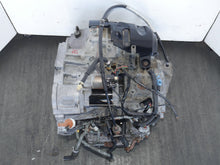 Load image into Gallery viewer, TOYOTA HIGHLANDER FWD TRANSMISSION AUTOMATIC 2001 2002 2003 6CYLINDERS 3.3L JDM 3MZ-FE 2WD