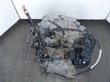 Load image into Gallery viewer, TOYOTA HIGHLANDER FWD TRANSMISSION AUTOMATIC 2001 2002 2003 6CYLINDERS 3.3L JDM 3MZ-FE 2WD