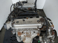 Load image into Gallery viewer, HONDA ODYSSEY ENGINE 1995 1996 1997 4CYLINDERS 2.2L JDM SOHC VTEC F22B MOTOR