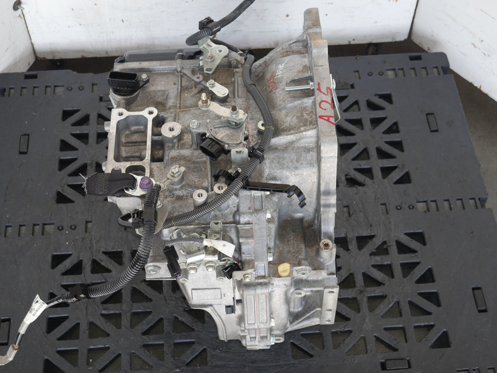 2024 TOYOTA CAMRY FWD AUTOMATIC TRANSMISSION 4CYLINDERS 2.5L JDM A25A-FKS 2WD UB80E