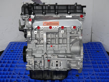 Load image into Gallery viewer, BRAND NEW 2013 TO 2016 HYUNDAI SANTA FE ENGINE 4CYLINDERS 2.4L GDI G4KJ MOTOR THETA II GEN 1