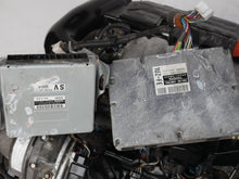 Load image into Gallery viewer, LEXUS LS400, SC400, GS400 ENGINE 1998 1999 2000 8CYLINDERS 4.0L VVTI JDM 1UZ-FE MOTOR AUTOMATIC TRANSMISSION