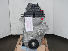 Load image into Gallery viewer, BRAND NEW TOYOTA TACOMA ENGINE 2005 TO 2015 2.7L 4CYLINDERS JDM 2TR-FE VVT-i MOTOR