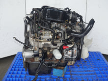 Load image into Gallery viewer, NISSAN FRONTIER RWD ENGINE 1998 1999 2000 2001 2002 2003 2004 4CYLINDERS 2.4L JDM KA24DE MOTOR