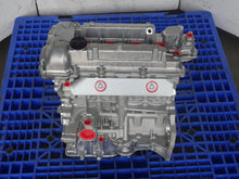 Load image into Gallery viewer, BRAND NEW 2013 TO 2017 HYUNDAI VOLESTER ENGINE 4CYLINDERS 1.6L TURBO GAMMA II GDI G4FJ MOTOR