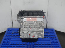 Load image into Gallery viewer, BRAND NEW 2010 TO 2012 HYUNDAI SANTA FE ENGINE 2.4L G4KE THETA II MPi 4CYLINDERS MOTOR
