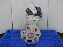 Load image into Gallery viewer, BRAND NEW 2010 TO 2012 HYUNDAI SANTA FE ENGINE 2.4L G4KE THETA II MPi 4CYLINDERS MOTOR