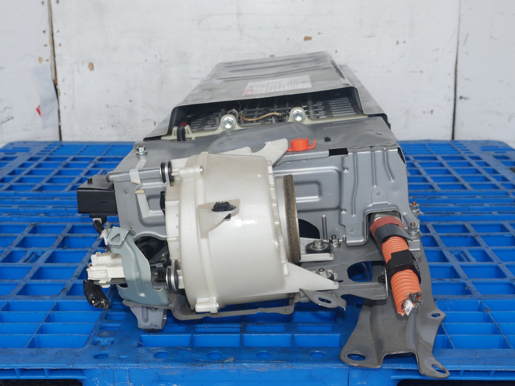 2012 TO 2015 TOYOTA PRIUS V REPLACEMENT HYBRID BATTERY G9280-47080 - P30 JDM