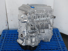 Load image into Gallery viewer, BRAND NEW SCION XB ENGINE 2008 TO 2015 4CYLINDERS 2.4L JDM 2AZ-FE 2GEN MOTOR NEW