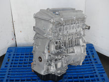 Load image into Gallery viewer, BRAND NEW TOYOTA SOLARA ENGINE 2002 TO 2008 4CYLINDERS 2.4L JDM 2AZ-FE MOTOR 2AZ