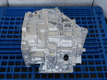 Load image into Gallery viewer, REMAN NEW TOYOTA RAV4 FWD TRANSMISSION AUTOMATIC 2013 TO 2018 4CYLINDERS 2.5L JDM 2AR-FE 2X4 U760E