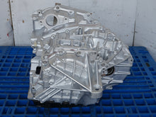 Load image into Gallery viewer, REMAN NEW TOYOTA RAV4 FWD TRANSMISSION AUTOMATIC 2013 TO 2018 4CYLINDERS 2.5L JDM 2AR-FE 2X4 U760E