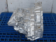 Load image into Gallery viewer, REMAN NEW TOYOTA RAV4 FWD TRANSMISSION AUTOMATIC 2013 TO 2018 4CYLINDERS 2.5L JDM 2AR-FE 2X4 U760E